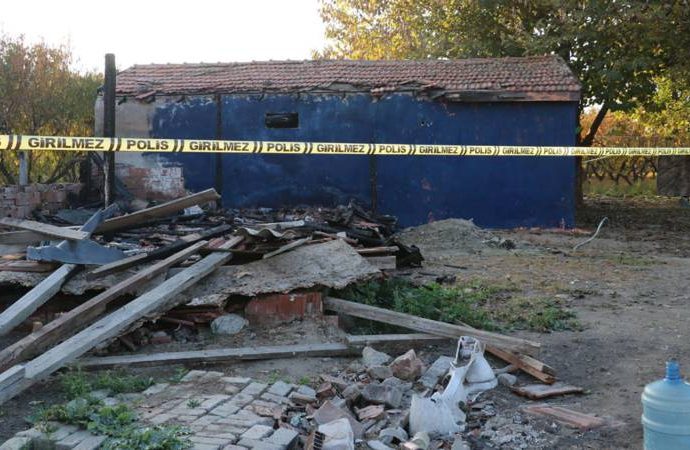 Beş kardeşin öldüğü yangında anneye ceza verilmedi