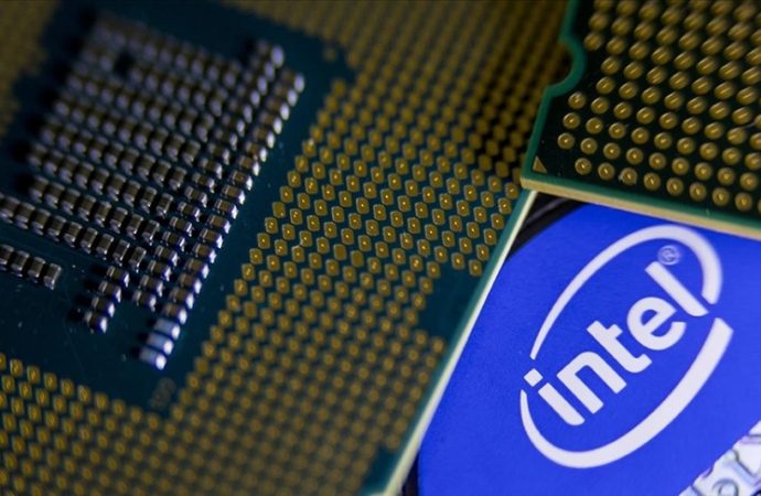 Desteği alan Intel’in geliri üçüncü çeyrekte arttı