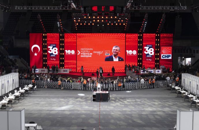CHP Kurultayı davası ‘konusuz kaldı’ gerekçesiyle reddedildi