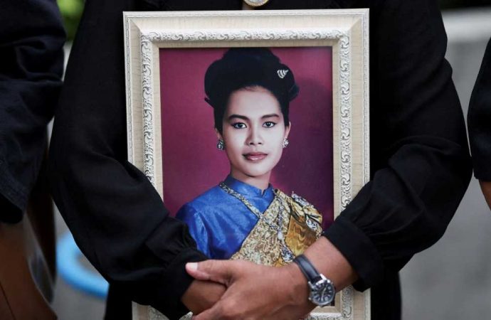 Tayland Kraliçesi 93 yaşında hayatını kaybetti: Bir yıl yas tutulacak