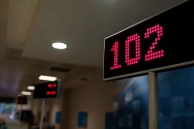 Ülkenin en büyük özel bankası iflas etti