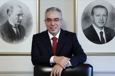 Mehmet Uçum: Egemenliğin ve birliğin dili Türkçe