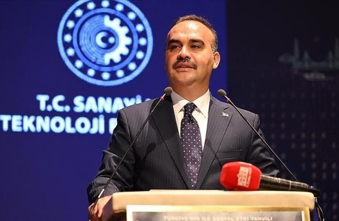 Bakan Kacır: Türkiye küresel AR-GE üssüne dönüşüyor