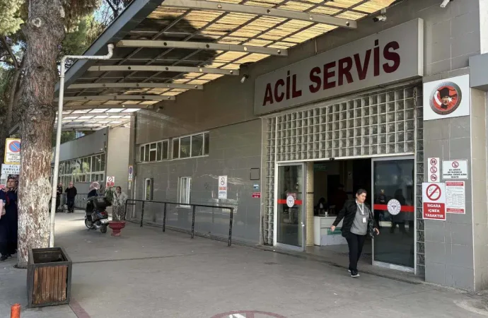 60 hastane personeli gıdadan zehirlendi