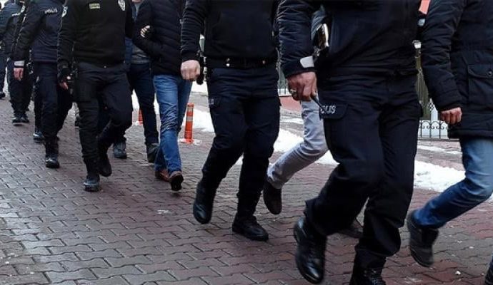 TSK odaklı ‘FETÖ’ operasyonu: 20 gözaltı