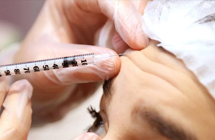 Uzmanlardan botoks uyarısı: 15 yaşa kadar düştü