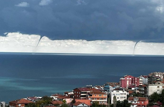 Zonguldak’ta denizde hortum fırtınası