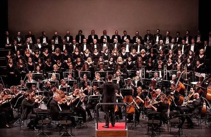 İDOB 102. yıldönümünü ‘Bir Ulus Uyanıyor’la kutladı