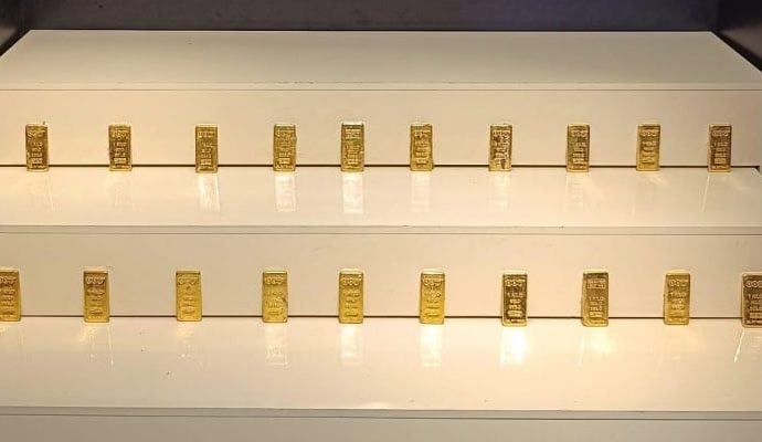 7 kilo kaçak altına el kondu: İki gözaltı