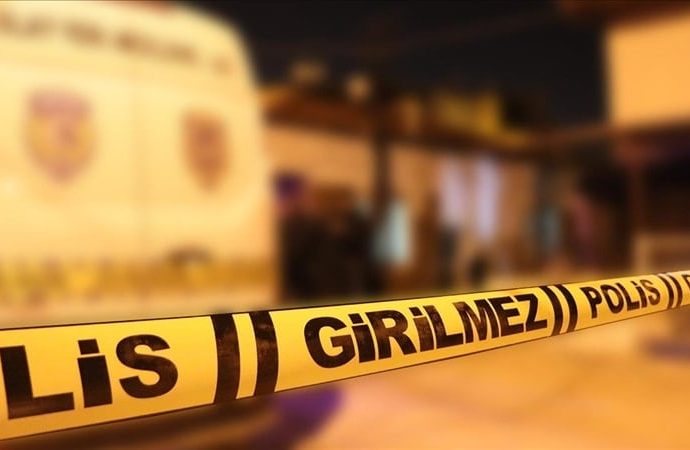 Sabaha karşı aile katliamı: İki kişi öldü, üç yaralı var