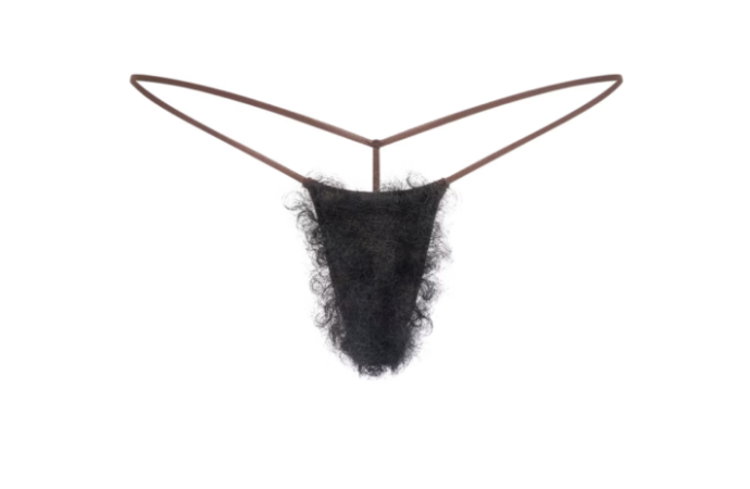 Kardashian’ın Kıllı Külotu Kimin İçin?