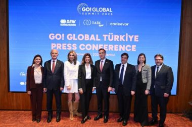 Türkiye’den 75 teknoloji girişimini 500 milyar dolar sermaye ile buluşturan dev zirve