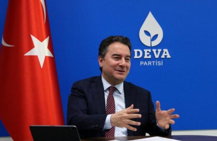 Siyasetin tuhaf Ali Babacan tartışması