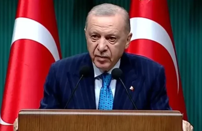 ‘Ahtapotun kolları’ kimin benzetmesi?