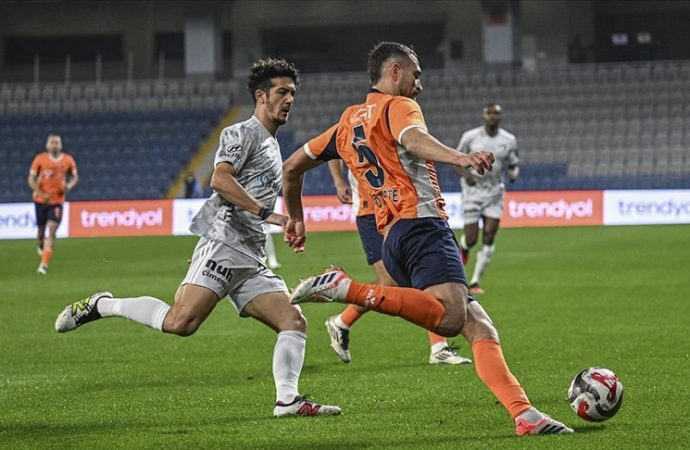 Başakşehir, 3 puanı son dakika penaltısıyla aldı