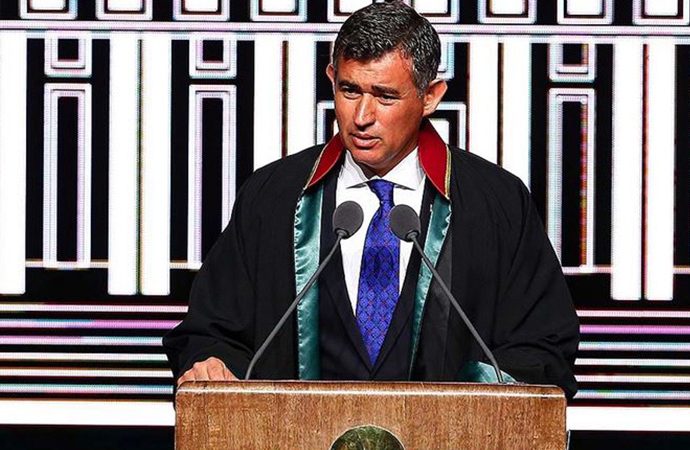 Bu kez Anayasa Mahkemesi cevapladı: ‘Yavşak’ hakaret mi değil mi?