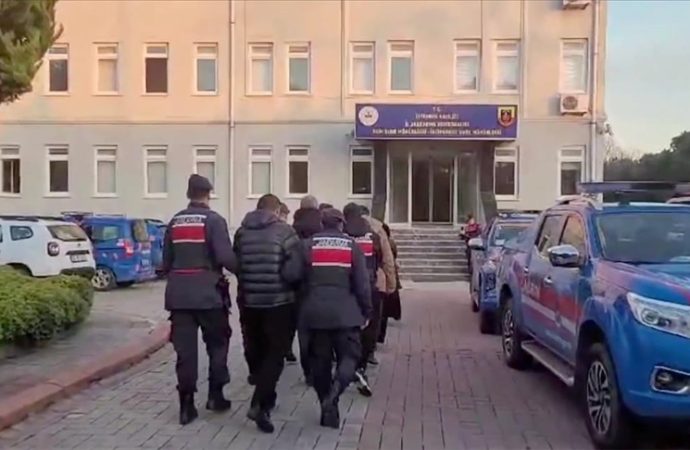 31 ilde FETÖ operasyonu: 50 şüpheli tutuklandı