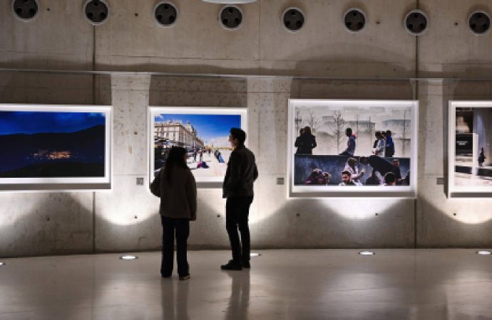 Zeki Demirkubuz’un fotoğraf sergisi Ankara’ya taşındı
