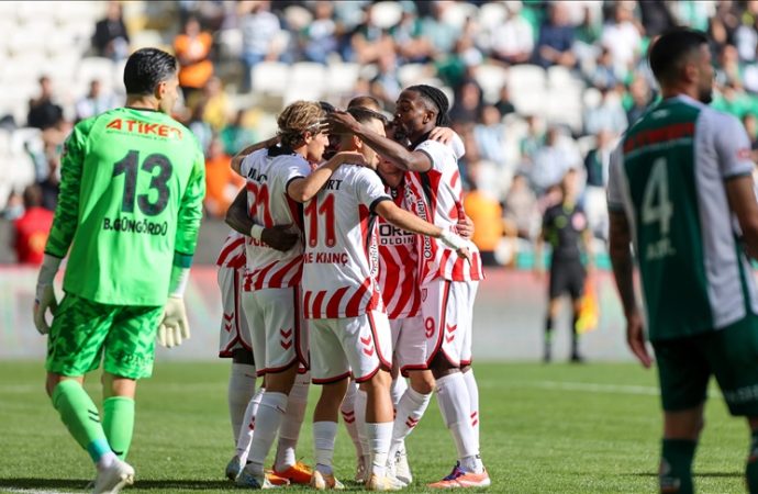Samsunspor, deplasmanda Konyaspor’u 3-1 yendi