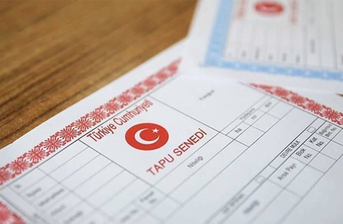 ‘Ölüler çetesi’: Mirasçısı olmayan taşınmazları sahte tapularla sattılar