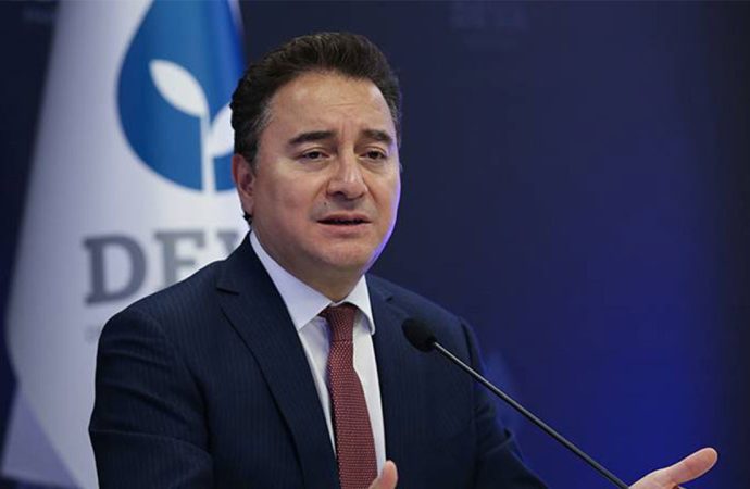 Babacan: Ne yaparlarsa yapsınlar enflasyon yüzde 30’un altına inmiyor, indirilemiyor