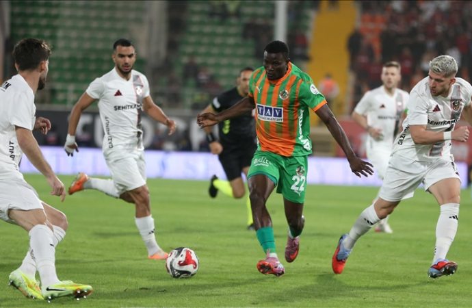 Alanyaspor ile Gaziantep puanı paylaştı