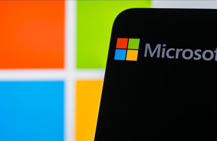 Microsoft, üç yılda BAE’ye 7,9 milyar dolar yatırım yapacak