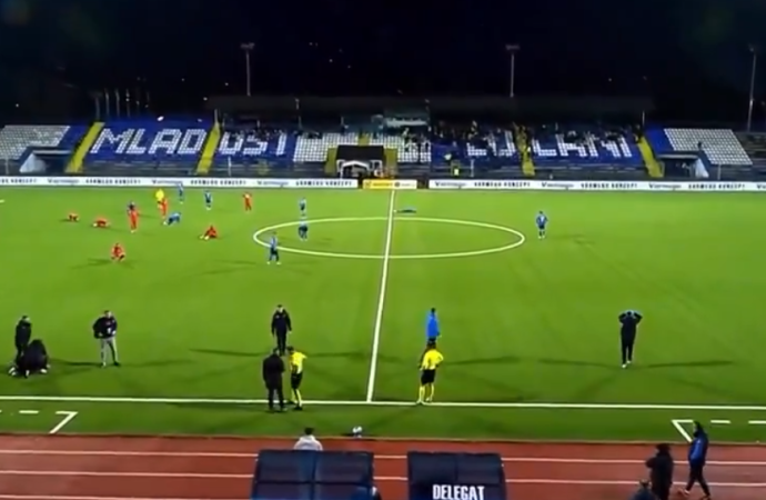 Teknik adam maç sırasında hayatını kaybetti