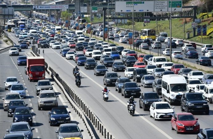 Bugünden itibaren zorunlu: Eldivensiz, koruyucu gözlüksüz bisiklet kullanmak yasak