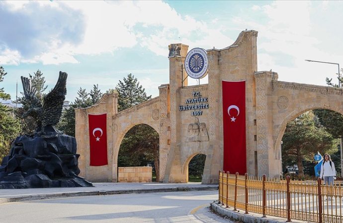 Atatürk Üniversitesi dünyada 749’uncu, Türkiye’de 9’uncu