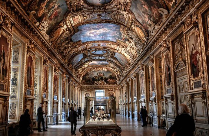 Louvre soygununun baş şüphelisi Youtuber çıktı!