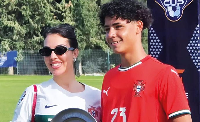 Oğlunun maçı için Antalya’da