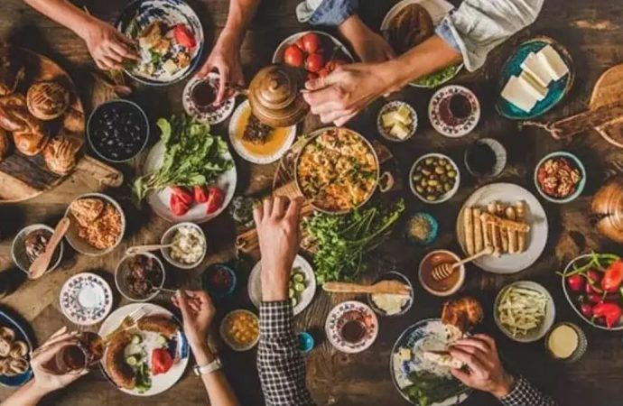 Bizi sevindiren araştırma: Su, çay ve kahve ömür uzatıyor