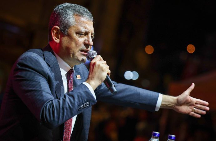 Özgür Özel: YÖK’ü kaldırmayacağız, yok etmeye geliyoruz