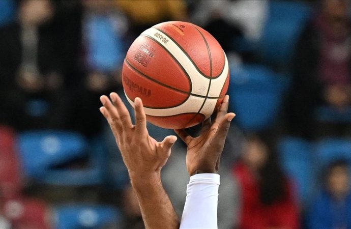 Anadolu Efes yarın EA7 Emporio Armani Milan’ı ağırlayacak