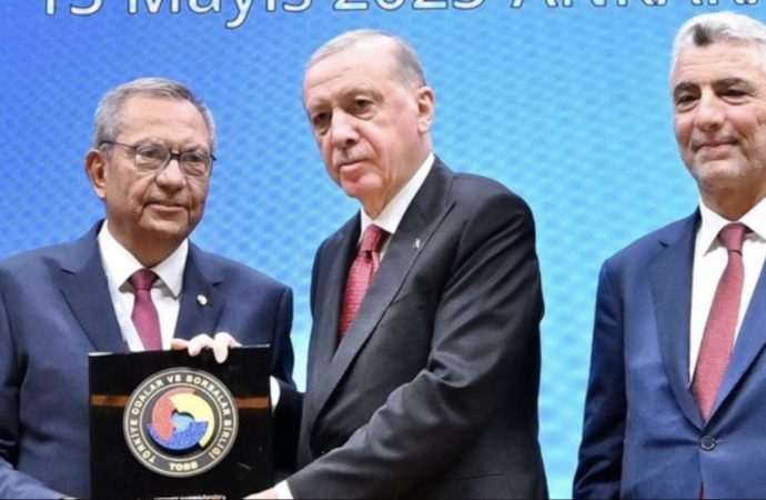 Öksüz: 41 yıldır böyle ekonomik buhran görmedim