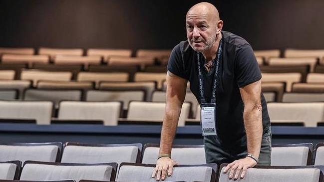 Çağan Irmak’ın ilk oyunu “Palamut Zamanı” Zorlu PSM’de