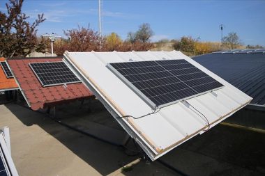 Fotovoltaik paneller güneşten daha verimli enerji almayı sağlıyor