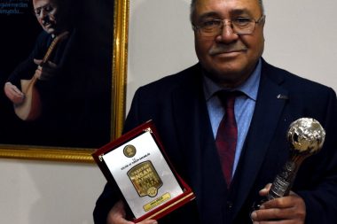 ‘Davulun efsanesi’ Adem Göçer memleketi Kırşehir’de vefat etti