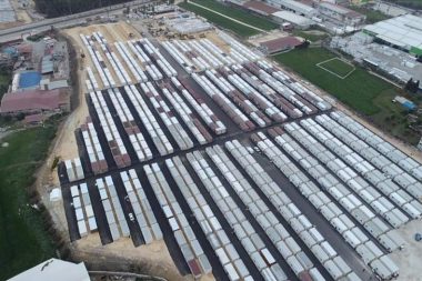 Hatay’da konteyner kent krizi: Öğretmenlere boşaltmaları için bir hafta verildi!