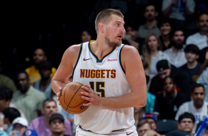 Jokic altıncı kez ‘triple-double’ yaptı, Nuggets üst üste 4. galibiyetini aldı