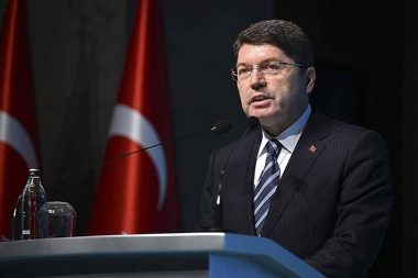 Yılmaz Tunç: ‘Demirtaş dosyası mahkemenin önünde