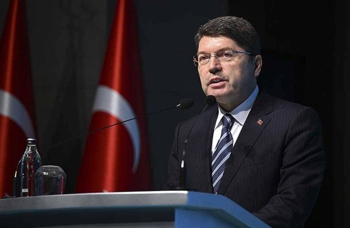 Yılmaz Tunç: ‘Demirtaş dosyası mahkemenin önünde