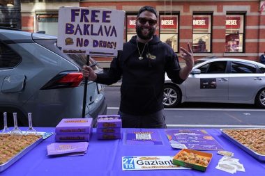 Amerikalı girişimci tadına bayıldı, fason baklava üretiyor