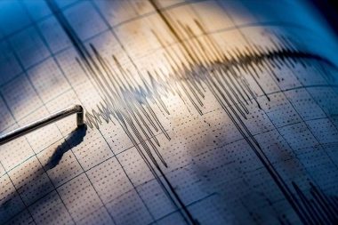Japonya açıklarında 6,8 büyüklüğünde deprem