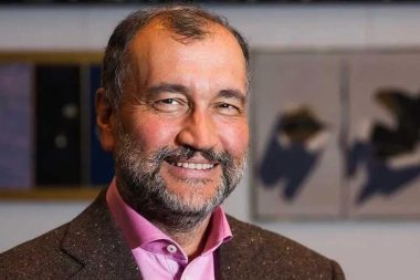 Murat Ülker Don Kişot’u izledi, yazdı: Bisküvici tiyatrodan ne anlar