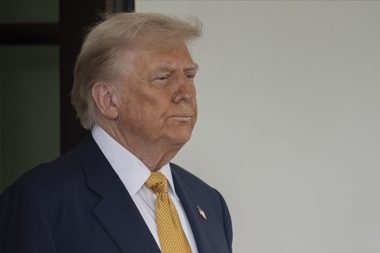 Trump, gümrük vergisi gelirlerinden kişi başına 2 bin dolar ödeme yapacak