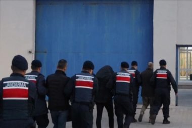 Yasa dışı bahis ve yatırım danışmanlığı operasyonu: 21 gözaltı