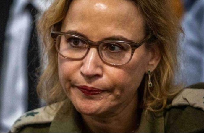 O İsrailli savcı intihar şüphesiyle hastaneye kaldırıldı