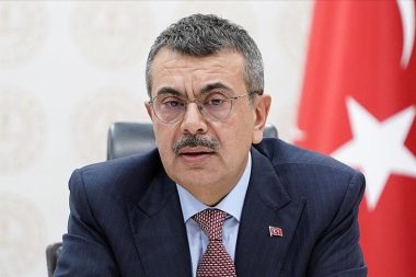 Okullarda 10 Kasım kaosu: MEB ‘Kapıları kilitleyin’ talimatı verdi